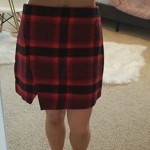 Abercrombie and Fitch Wool Mini Plaid Skirt - 6